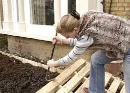 How to Build a Raised Bed for Vegetables